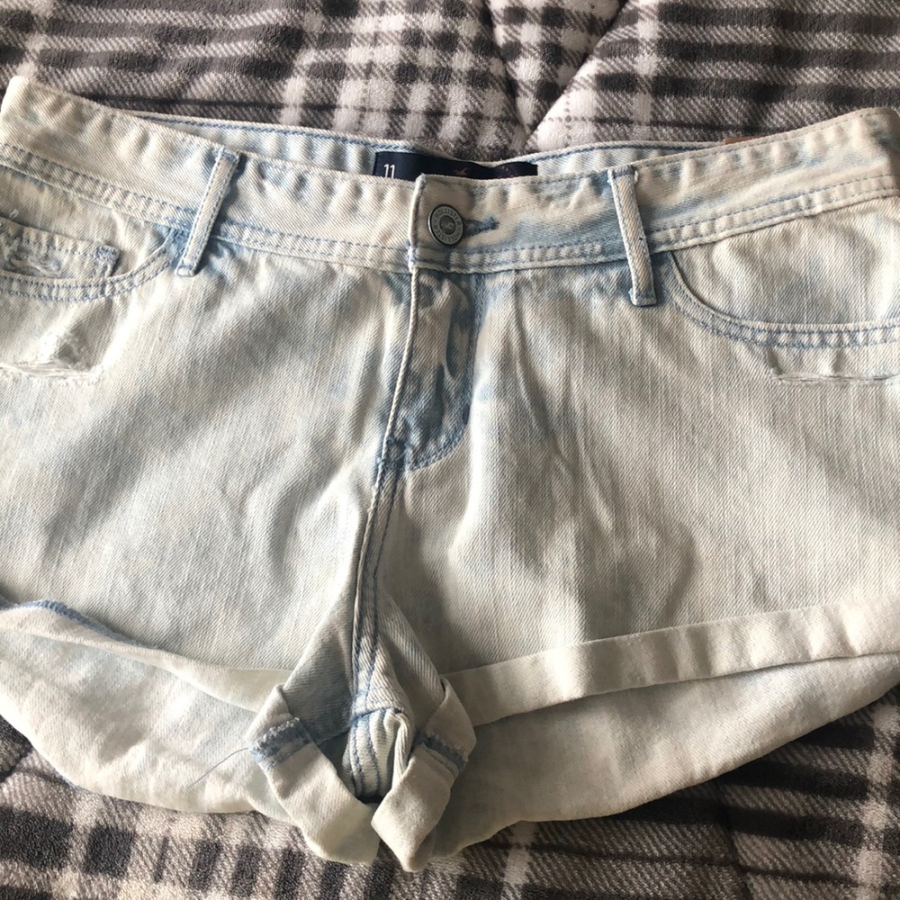 Light wash shorts
